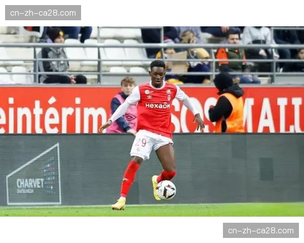 摩纳哥前锋巴洛贡重获新生，英超球队再投关注目光